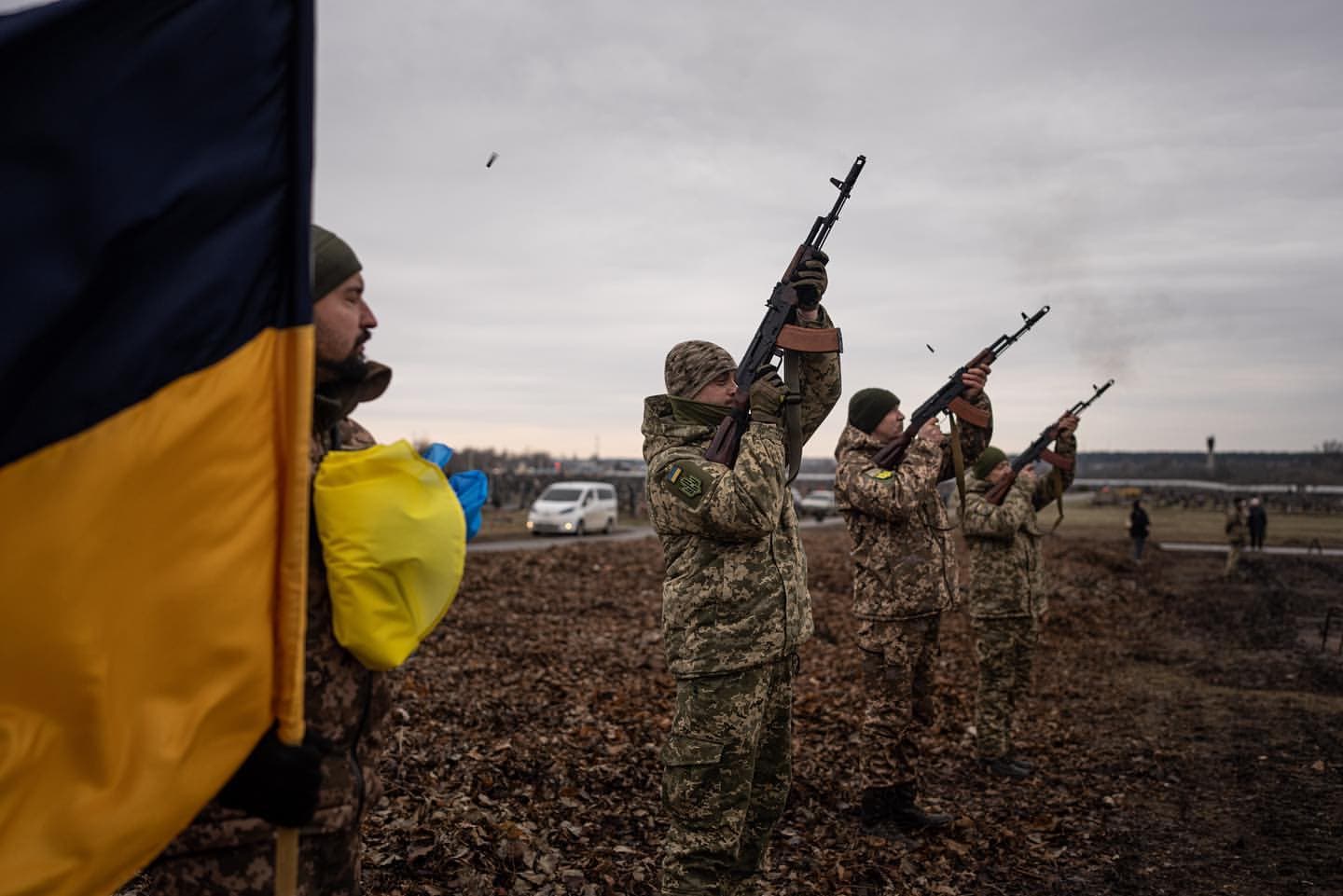 Ілюстративна світлина. Прощання з українським захисником.