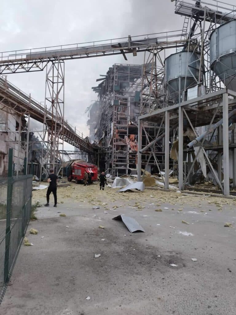 Удар по Гоголевому двома ракетами
