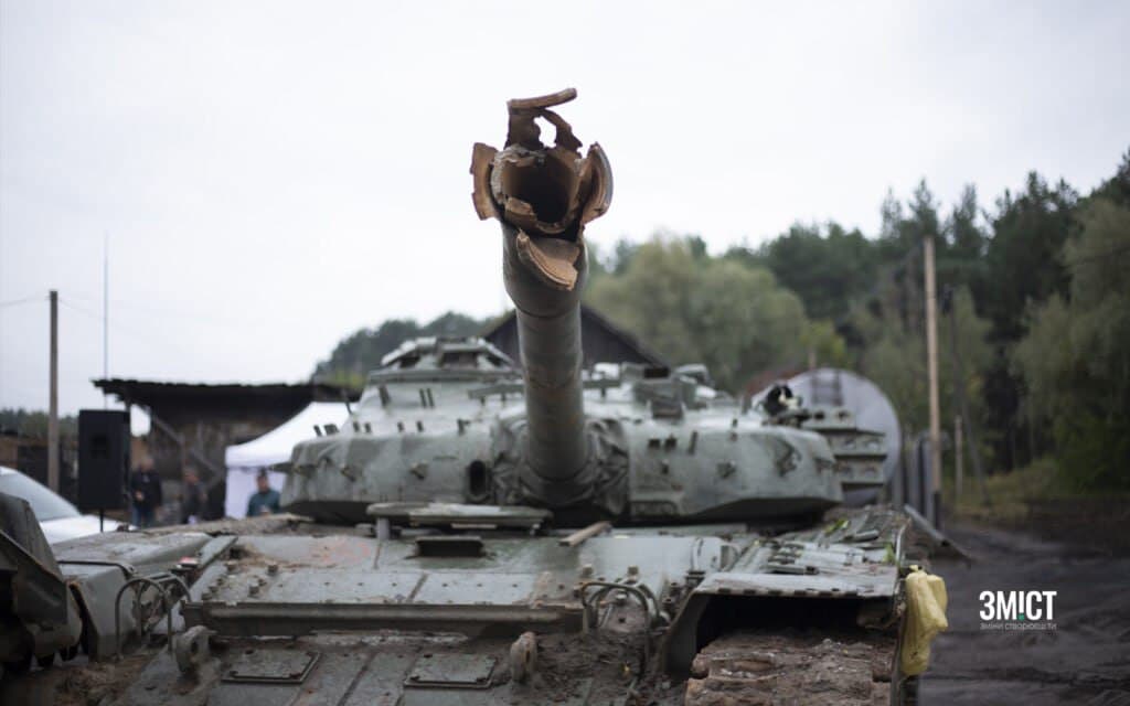 54-х полонених російських окупантів допитали для розслідування ракетних атак та спроби окупувати Полтавщину