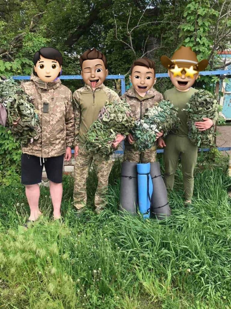 де волонтерити
