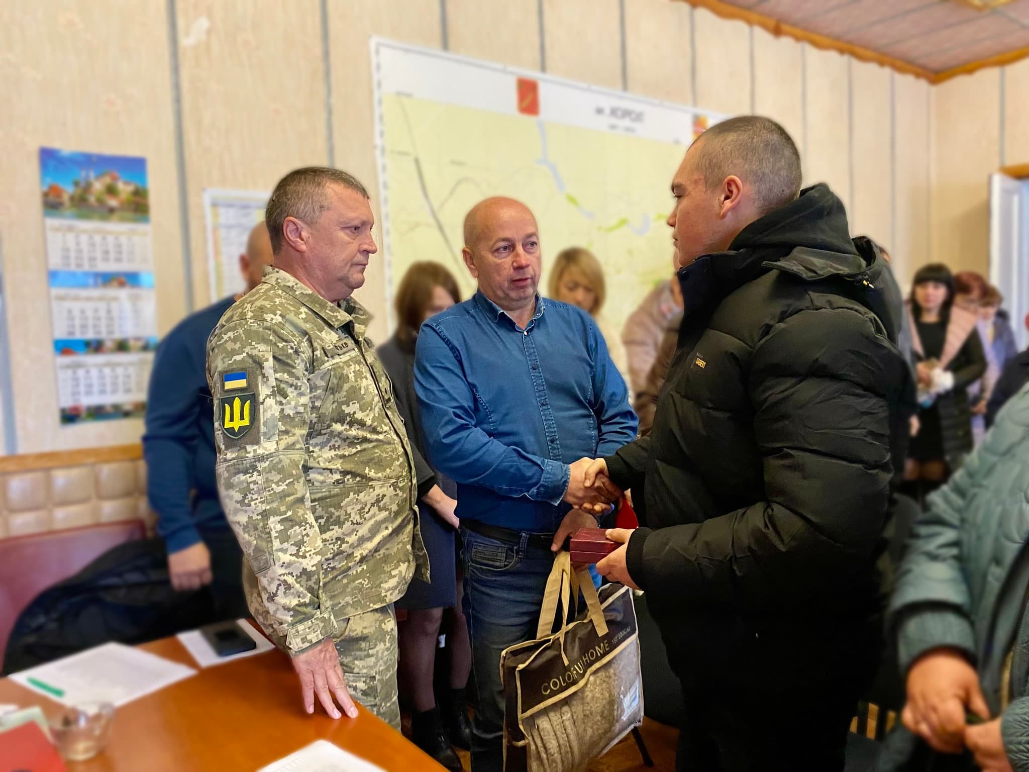 Олександрові Марусенку вручають орден