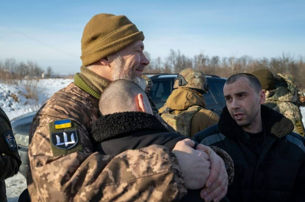 звільнений з пол