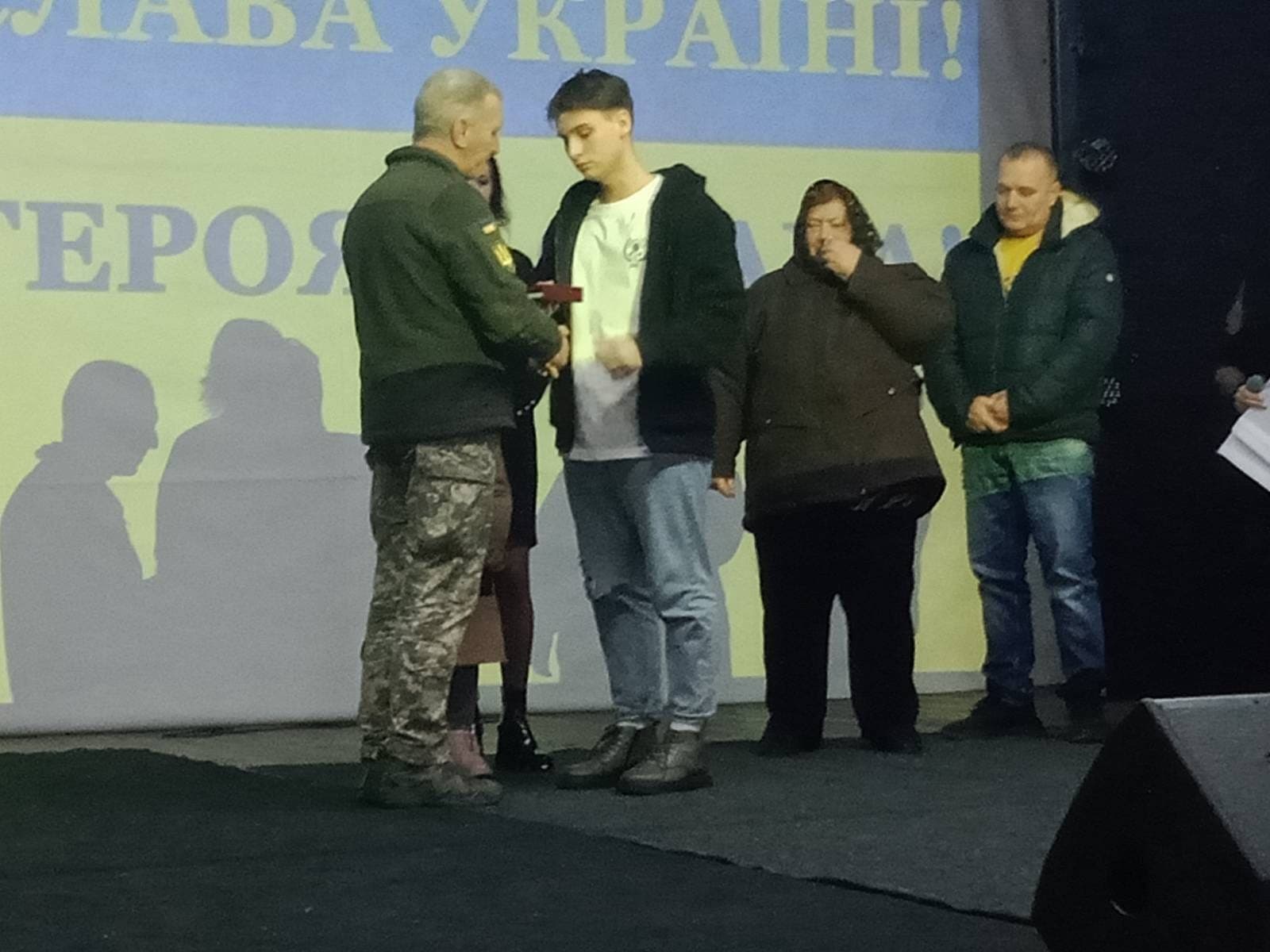 Родині полеглого воїна передали його нагороду