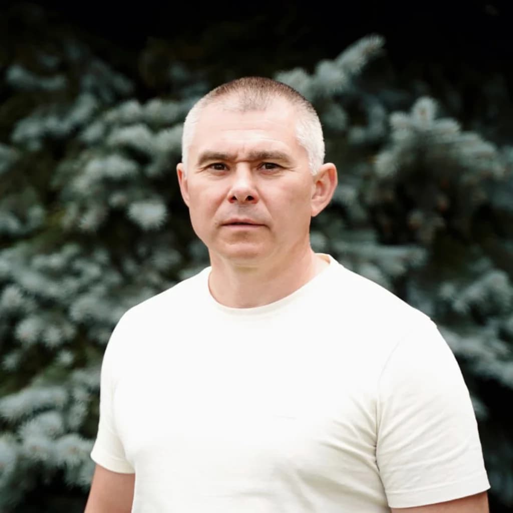 Олег Лєднік