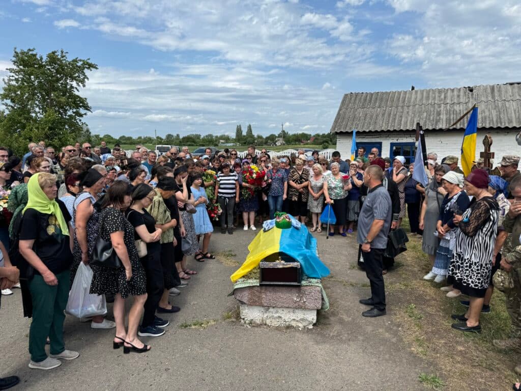 Канонада на полі бою забрала життя «чорного запорожця» з Полтавщини. Володимир Тур загинув