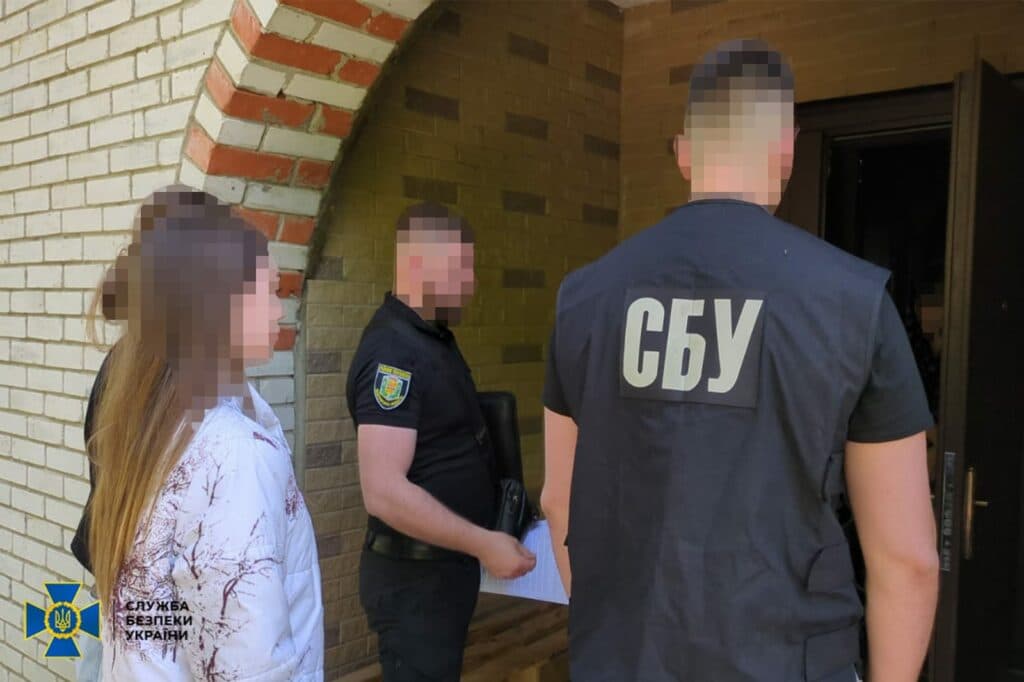 На Полтавщині «на гарячому» викрили чиновників: мільйонний збиток для бюджету