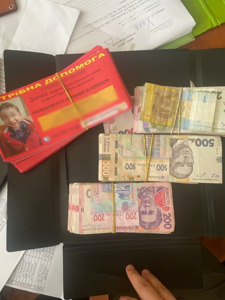 На кордоні