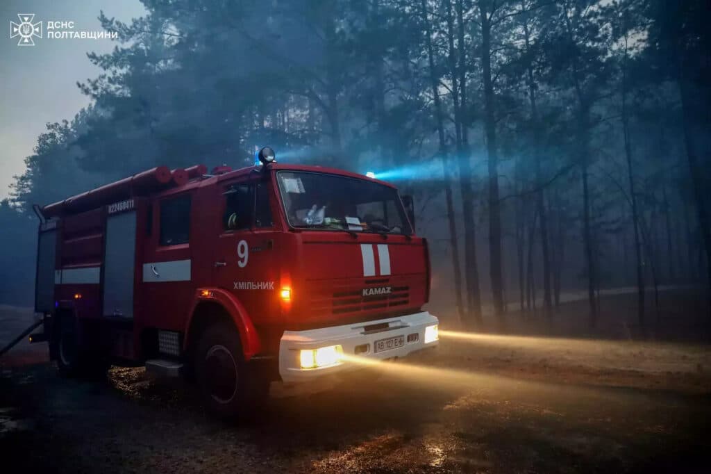 Ліквідація пожежі на Полтавщині Фото ДСНС Полтавщини