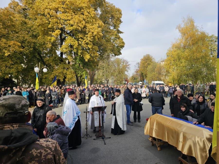 Прошання з полеглими захисниками у Полтаві