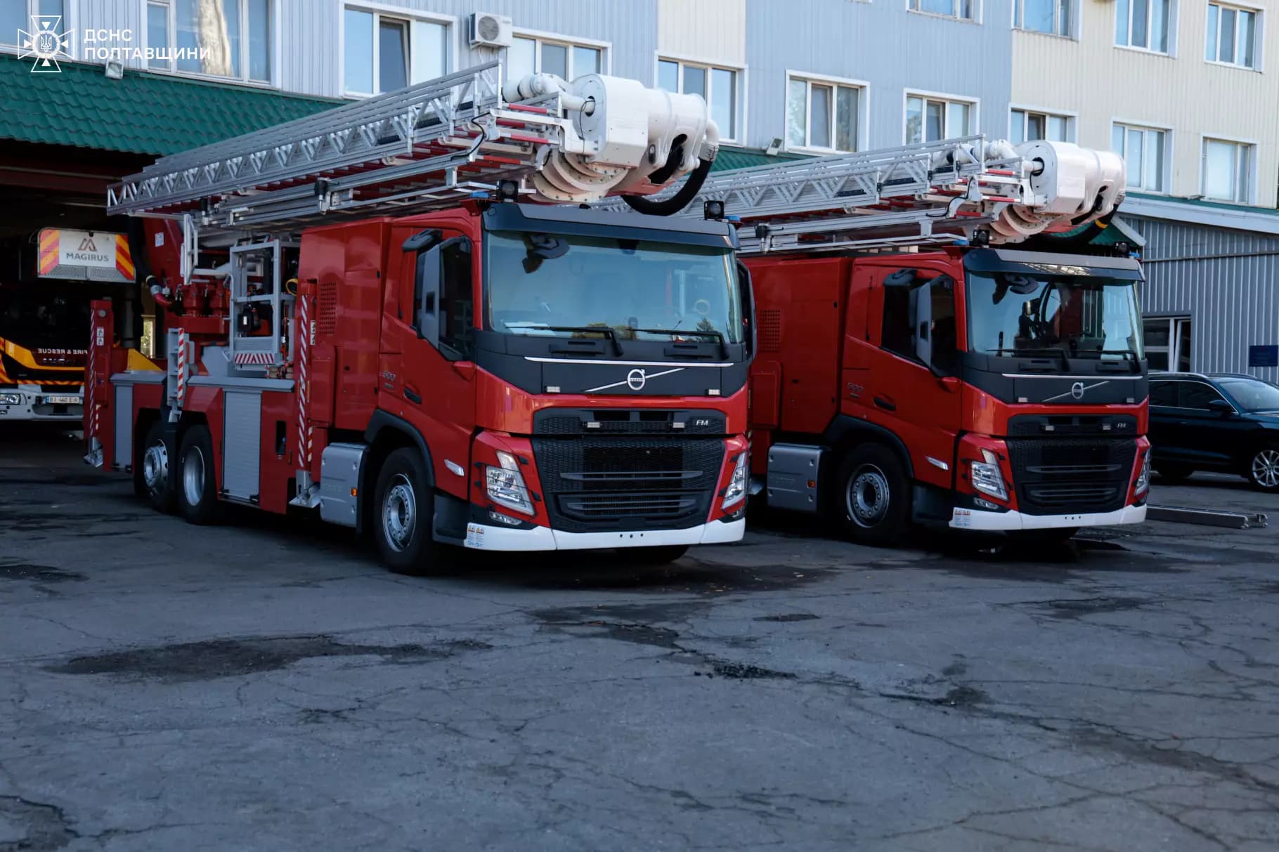Автопідйомники, які отримала Полтавщині від Данії