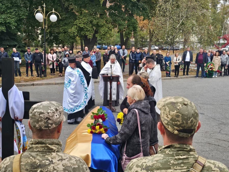 Прощання із полеглими захисниками у Полтаві 11 жовтня