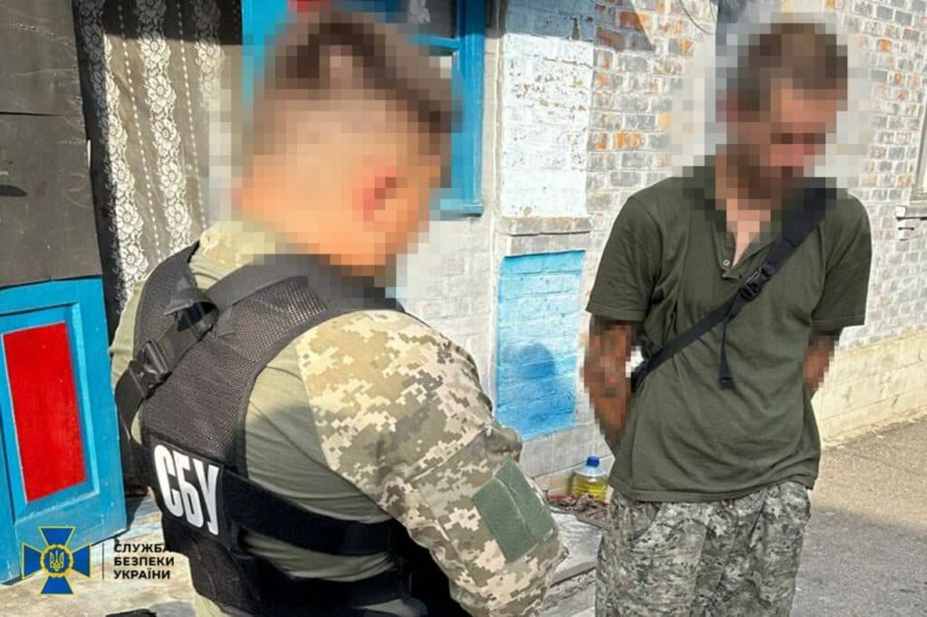 Рецидивіст спалив військовий джип на Полтавщині – СБУ. Диверсія у Полтаві
