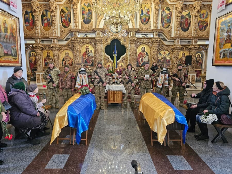 Прощання з воїнами.
