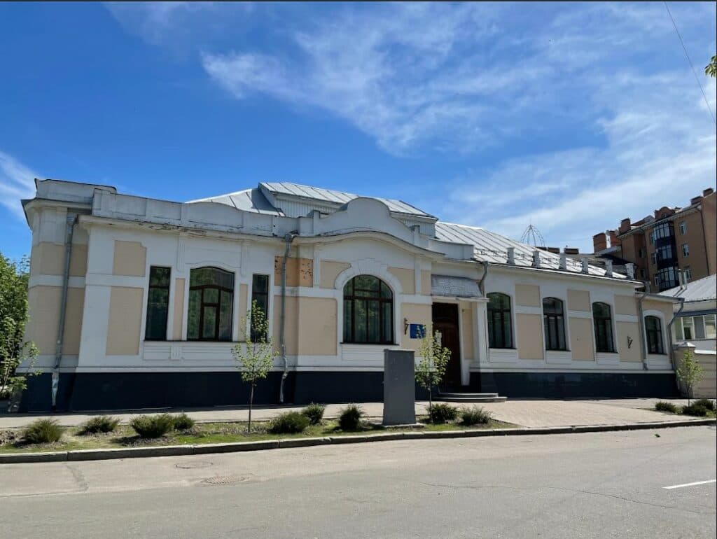 Особняк на вул. Соборності, 8