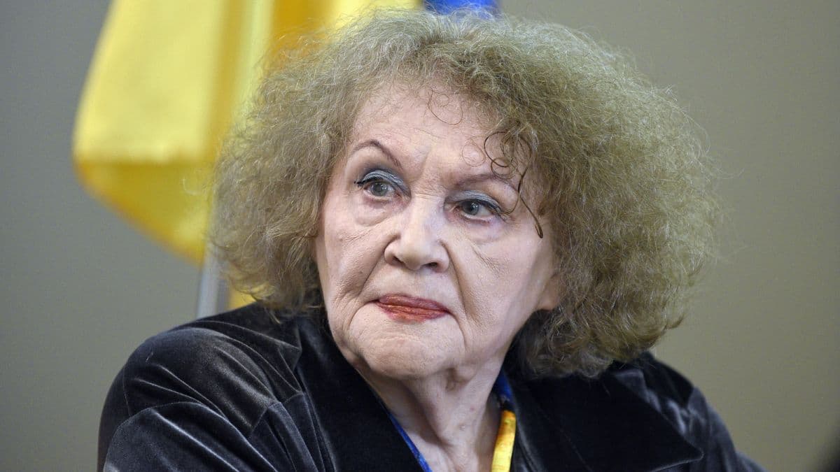 Ліна Костенко