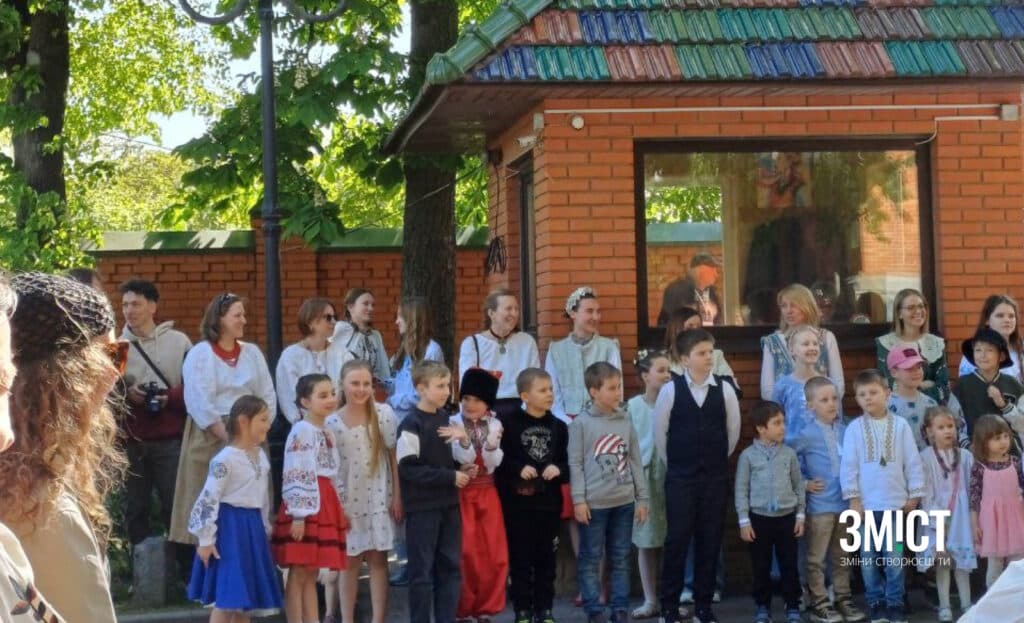 «Веснянкова майстерня» у Полтаві: дійство у дворику краєзнавчого