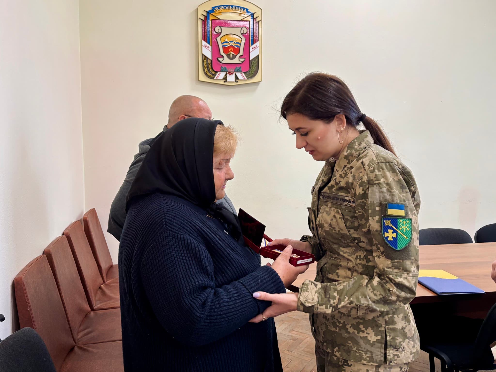Вручення нагороди воїна з Полтавщини