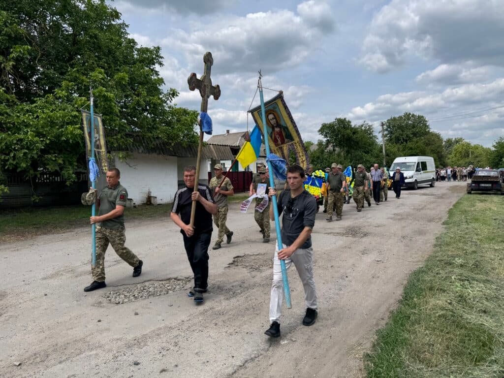 захисником