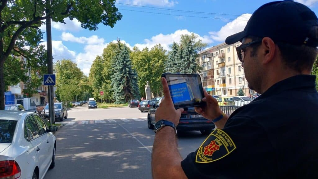 Штрафи за неправильне паркування в Полтаві сягатимуть 680 гривень