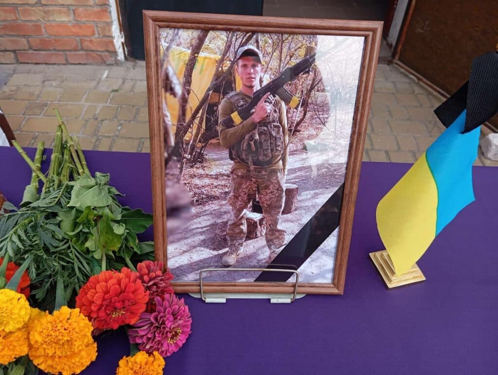 30 липня упізнаний за ДНК Євген Литвин востаннє повернувся до рідної громади, повідомила Омельницька громада.