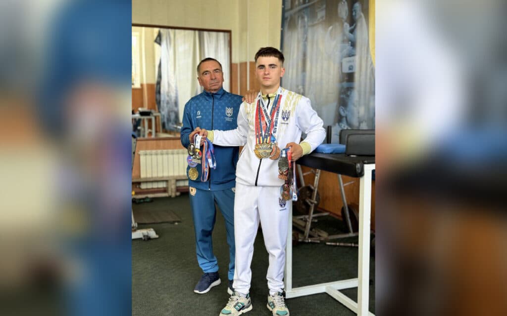 спортсмени