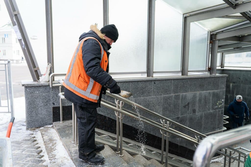 усунення наслідків негоди