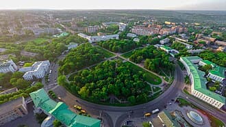 Арт-walk містом «З алеї до галереї: великий мистецький променад»