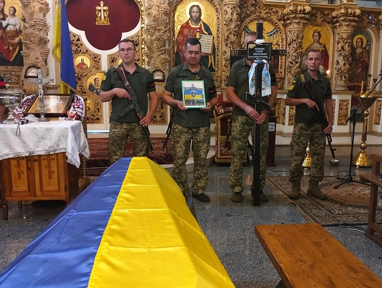 Прощання у Полтаві. Сергій Федоров і Валерій Кірюхін