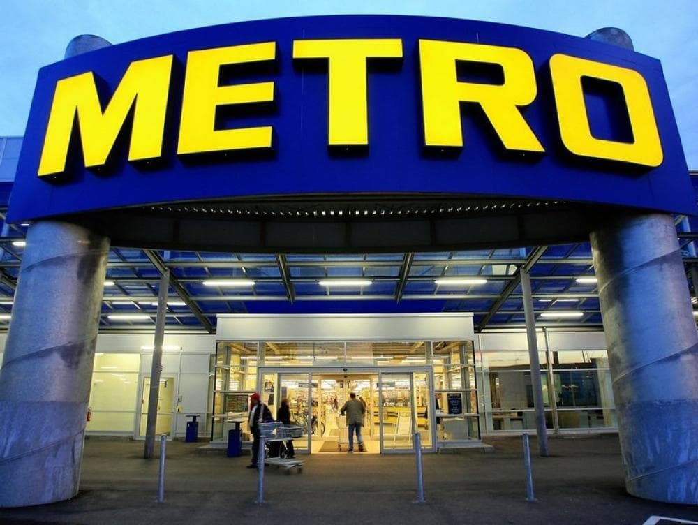 Через обстріл знищена частина запасів METRO