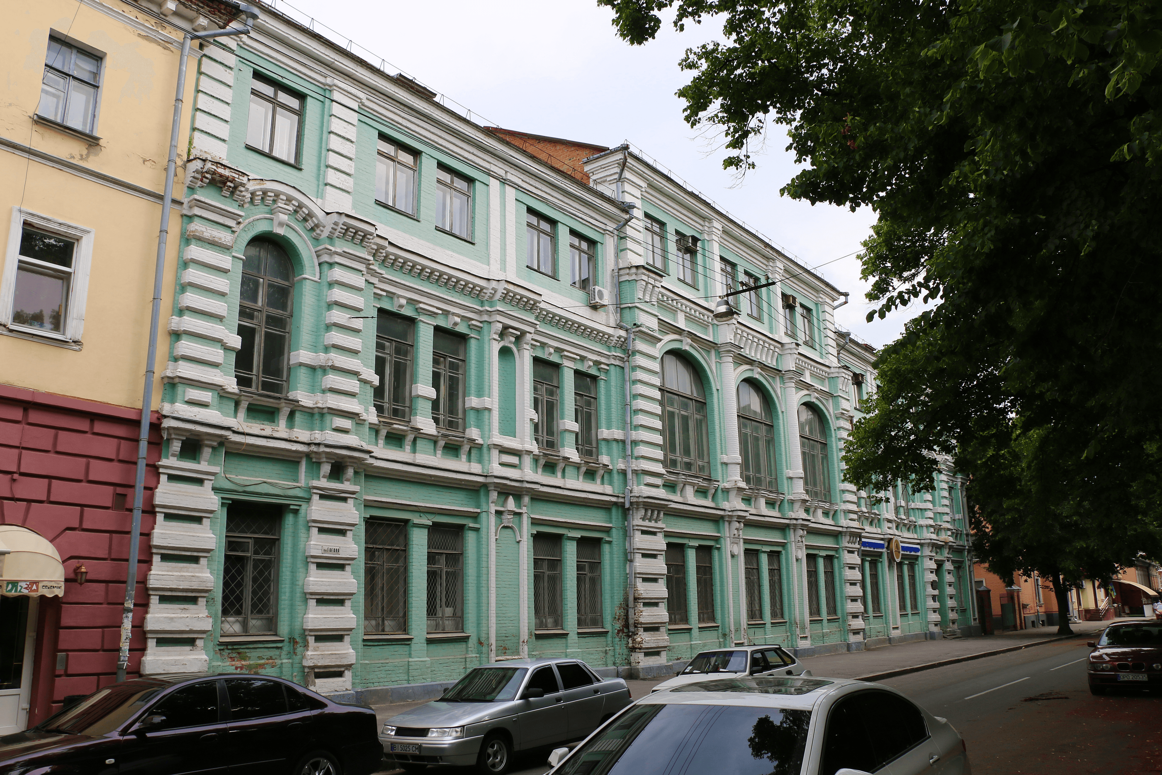Реставрація історичної будівлі у Полтаві