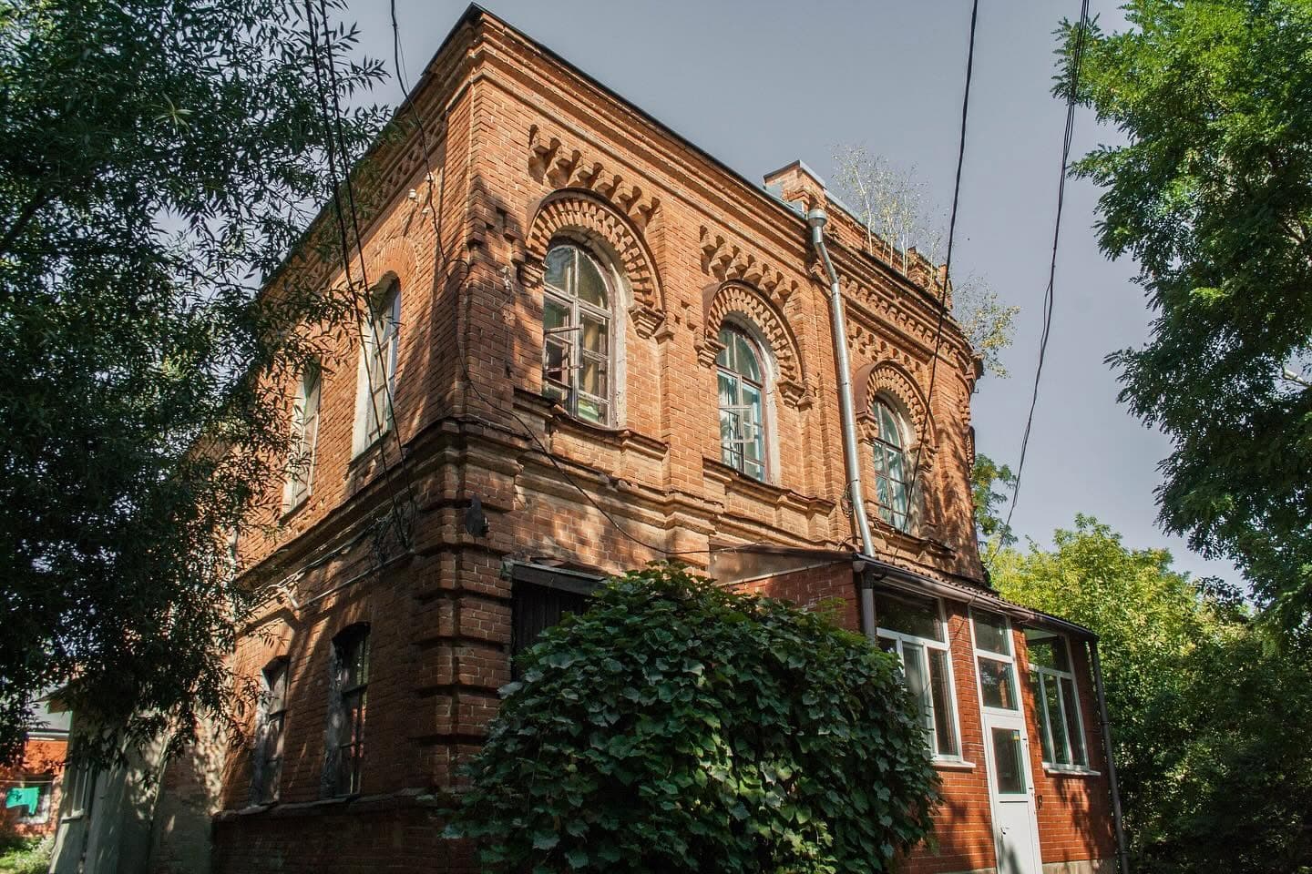 Будинок священника Миколаївської церкви