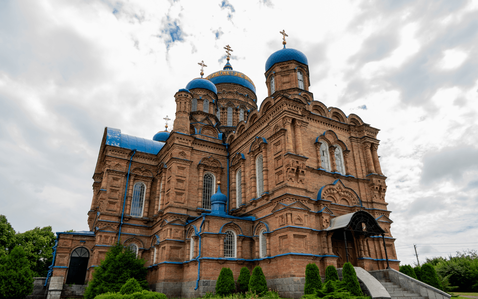 Собор Різдва Богородиці у Козельщині