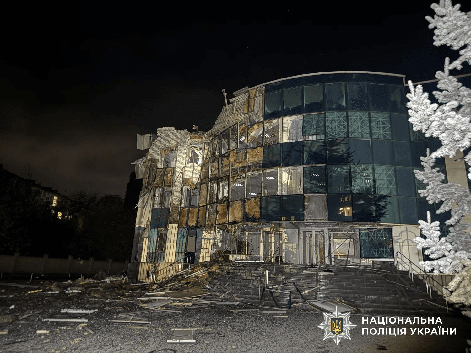 Наслідки обстрілу по Кременчуці 22 жовтня