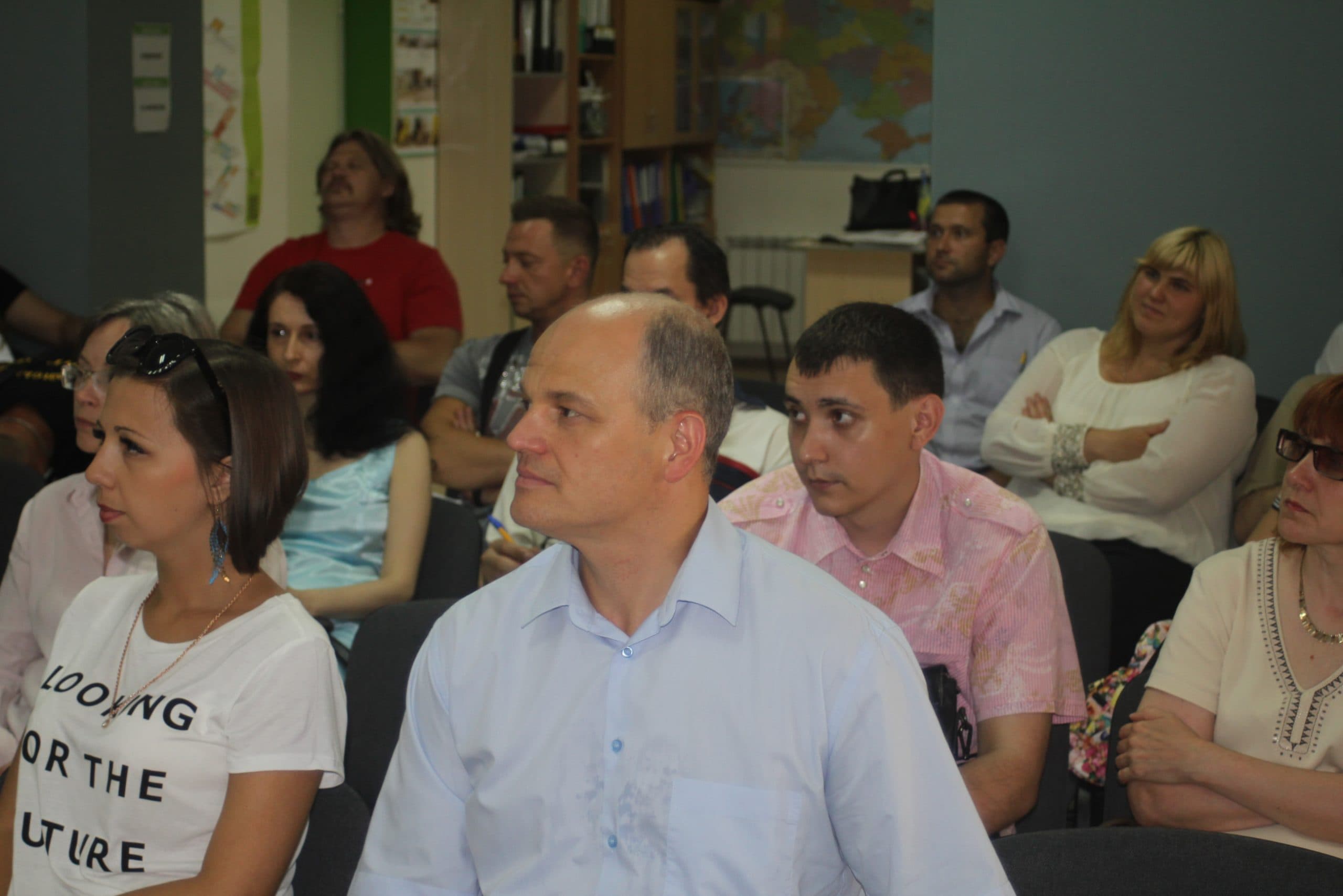 Парадокс по-полтавськи: між учасниками презентації-дискусії про соціальне посередництво виник конфлікт