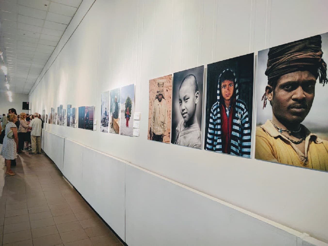 «Фотопроза» в художній галереї: Юрій Зелінський презентує виставку своїх робіт