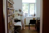 «Пацієнти у нас звикли ходити з паперами». Як на Полтавщині впроваджують телемедицину та електронні картки