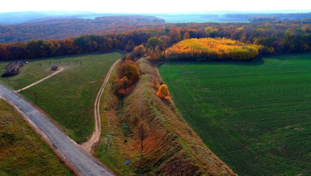 Більське городище (Джерело - telegraf.in.ua)