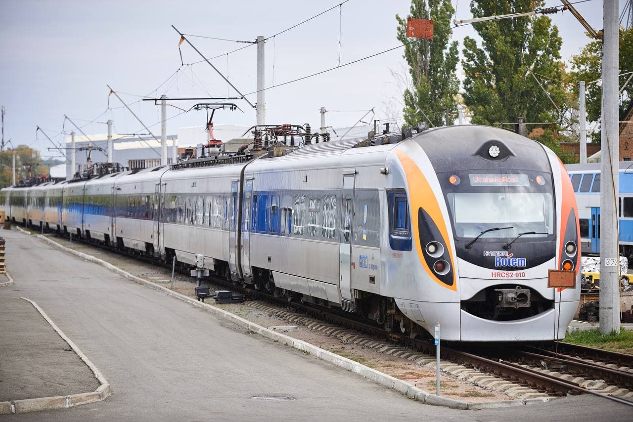 Ілюстративне фото. Швидкісний потяг