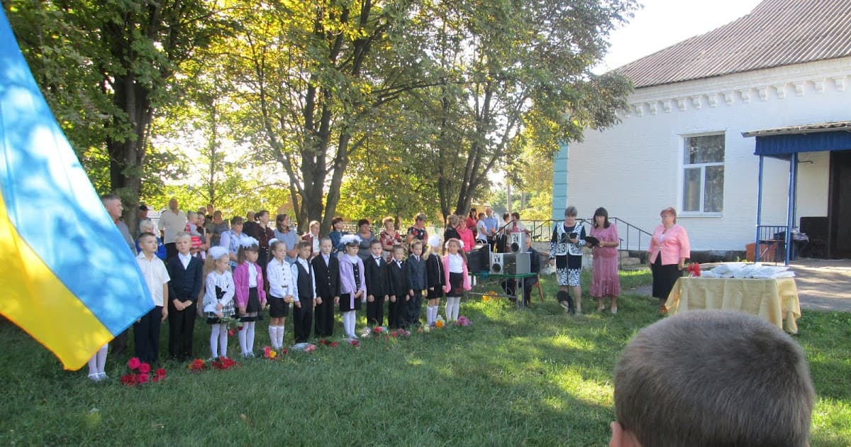 Паніванівській гімназія Семенівської селищної ради