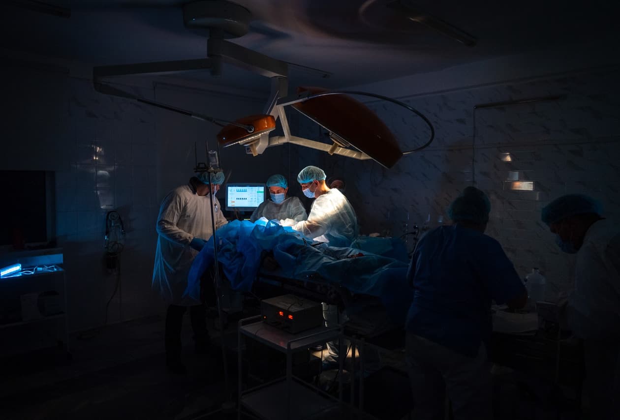 Ілюстративне фото. Лікарня під час блекауту. Ілюстративне фото