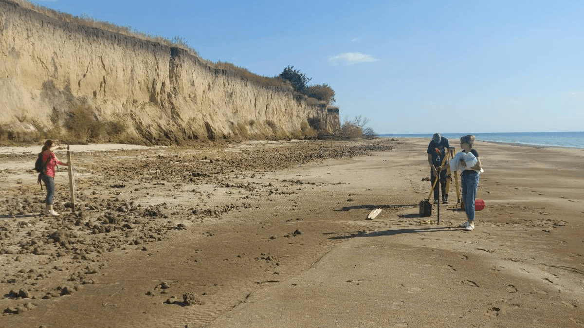 Берег Кременчуцького водосховища