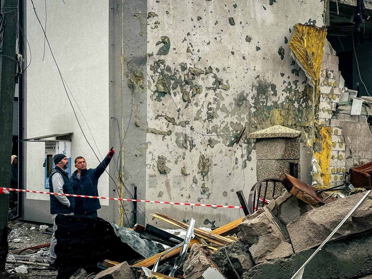 Ілюстративне фото. Наслідки обстрілу Миргорода