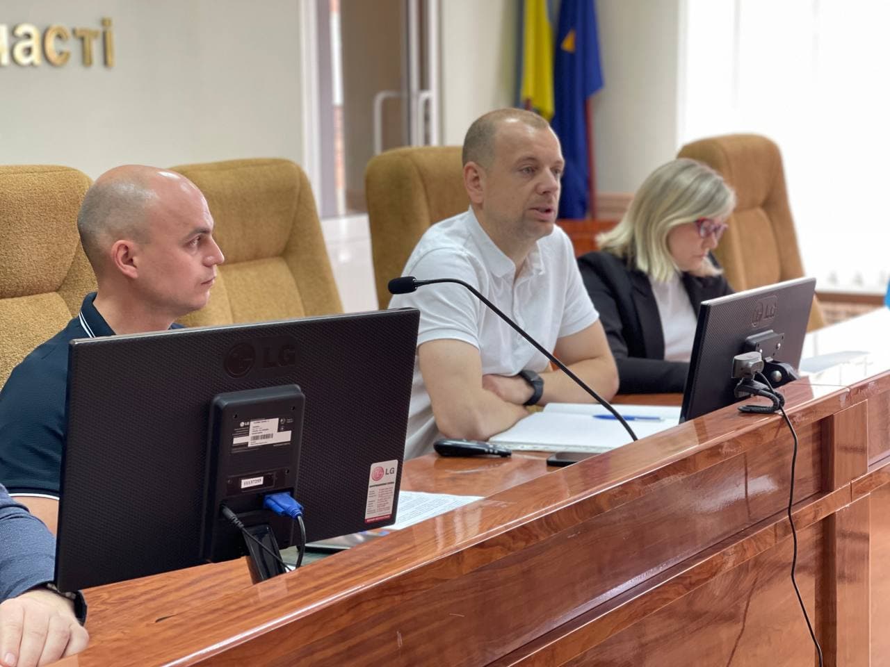 Артур Корнійчук – по центру