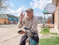 «Сказали б, що піймали Бандеру». Як оживає Веприк на Полтавщині після окупації Росією