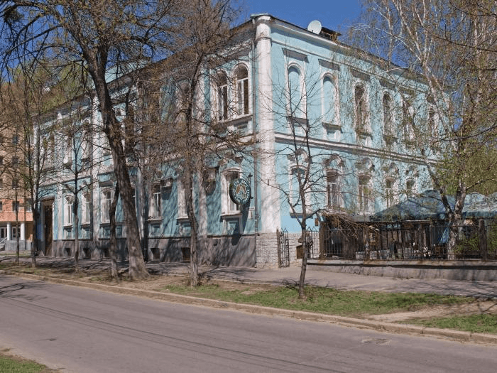 Історичну будівлю