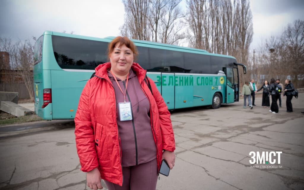 Полтавська компанія каже, що їм потрібні водійки. Їх навчають і прагнуть створити рівні можливості для всіх охочих керувати автобусами.