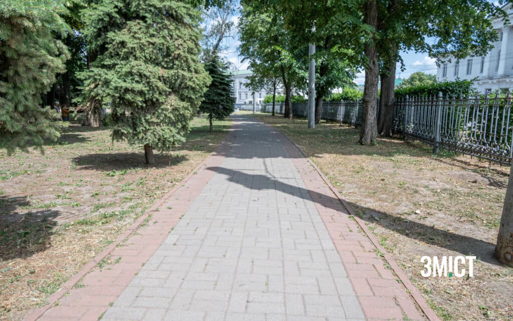 тротуари Полтави