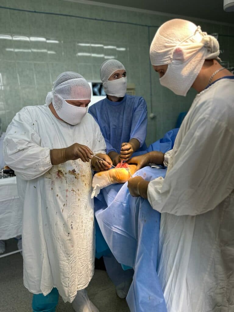 травматологи Євгеній Чіп Олександр Козін