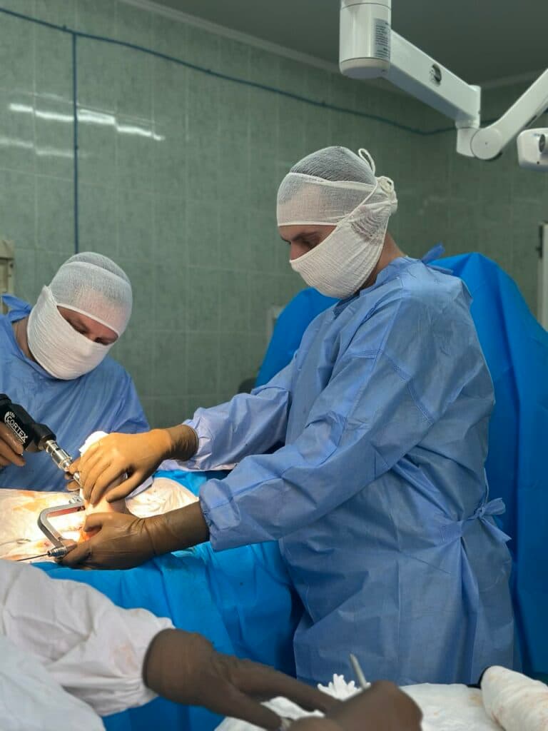 травматологи Євгеній Чіп Олександр Козін