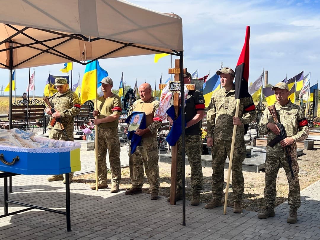 Прощання з воїном.